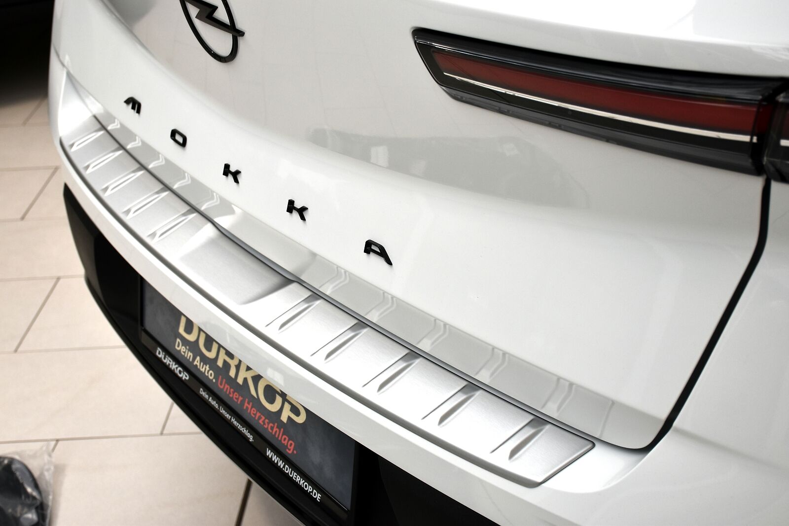 Tuning-art BL927 Ladekantenschutz It Abkantung Pass Produktbild-Vorschau 6